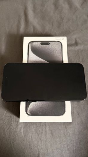Iphone 15 pro max 256gb - excellent condition