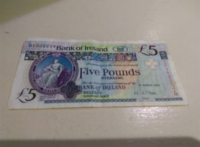 5 Pounds Sterling