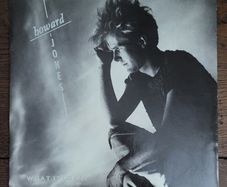 Howard Jones - What is Love? (7" vinyl record)