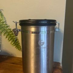 Coffee Gator bean holder