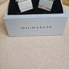 Cufflinks