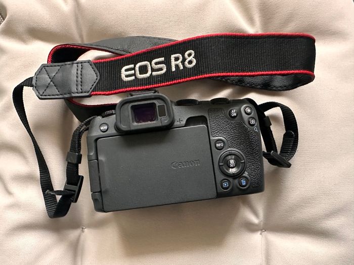 Canon EOS R8, Full Frame Camera, 4K 60p Video