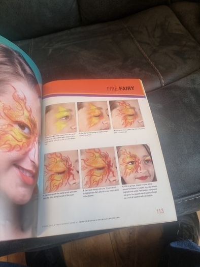 Fun Face Painting Ideas for Kids: 40 Step-By-Step Demos (Soft cover)