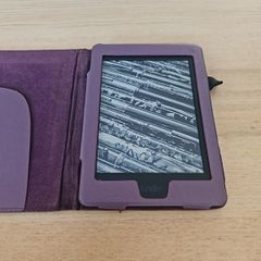 Kindle Paperwhite 7th Gen with Ads