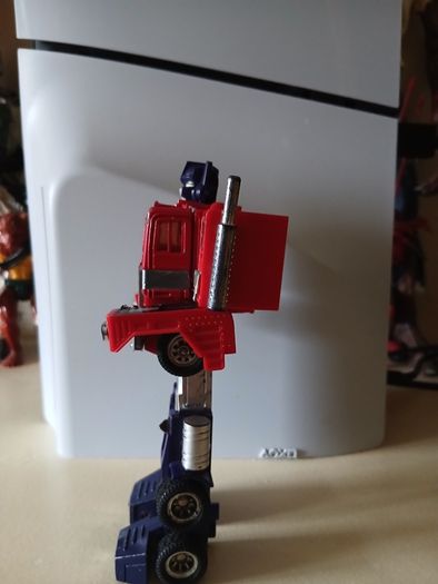 1984 Vintage Optimus Prime