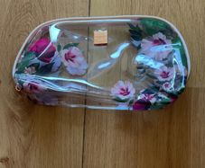 Beautiful Ted Baker London floral toiletries bag