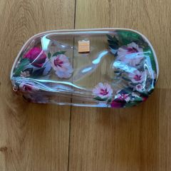 Beautiful Ted Baker London floral toiletries bag