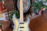 Fender Japan '70s antigua Strat reissue