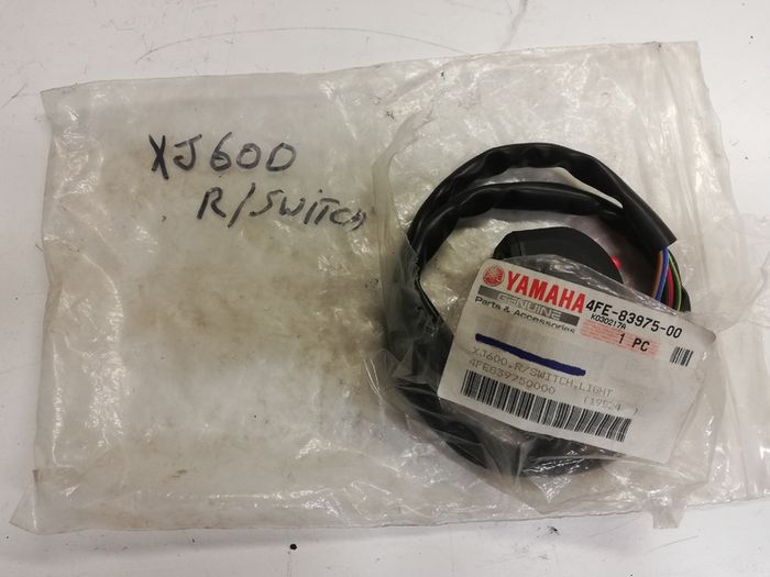 Yamaha XJ600 Right hand switch gear