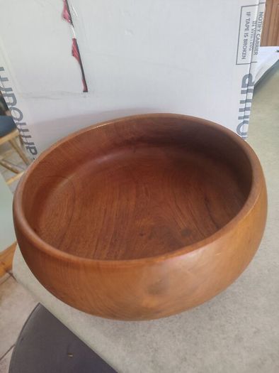 24.00 CM. DIAMETER Wooden bowl / fruit dish / tray || Simple design || Vintage wood || Round bowl