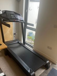 Treadmill 18 km/h T900D, with Decathlon Warranty