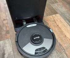 Robot Vacuum - Shark Wet & Dry