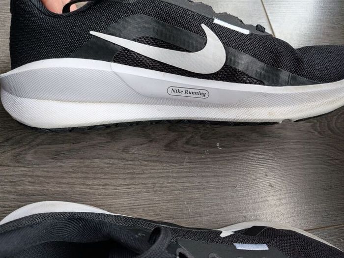 Nike Runners Size 6 Good Condition