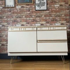 sideboard