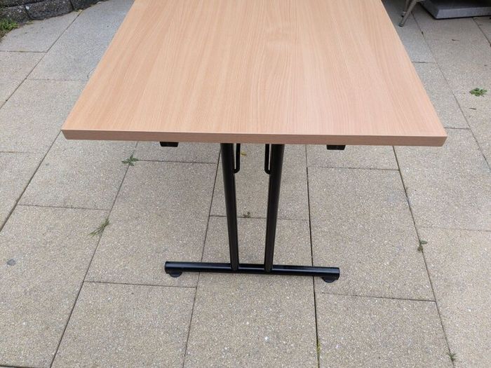 Sturdy Home Office / Office Desk  135  67.5  74