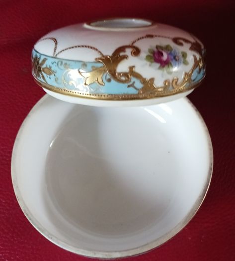 1908 Noritaki, porcelain hair receiver