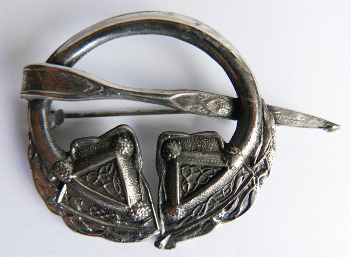 Vintage Brooch