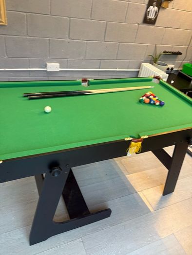pool table