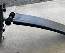 Delta-Sport Weight Training Bench.
