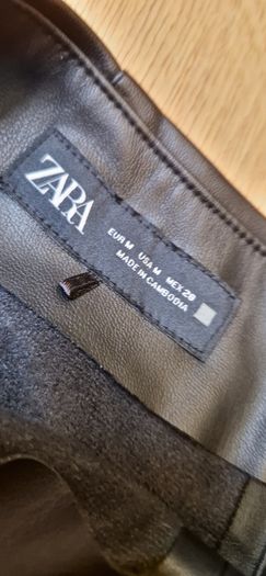 Zara Faux Leather Shorts - M