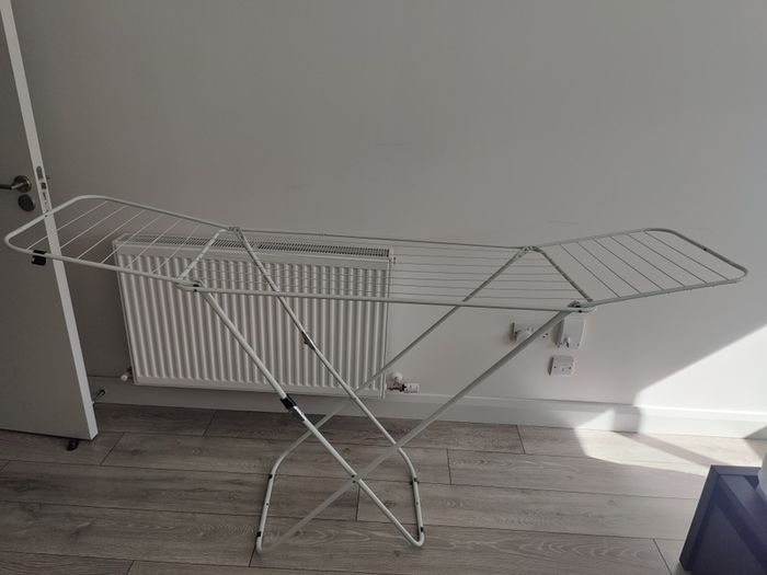 Foldable clothes drying rack and multi clip hanger