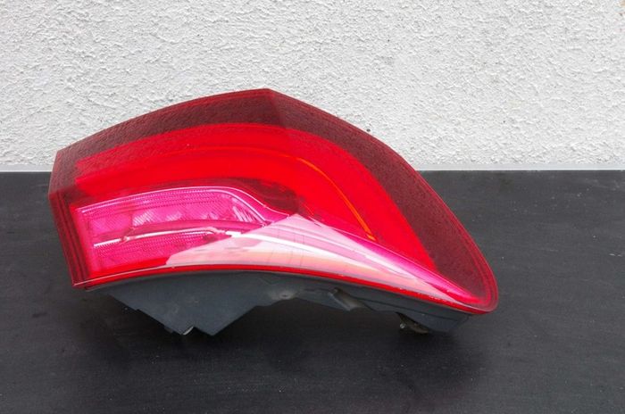 BMW F10/F11 LCI left side tail lamp.