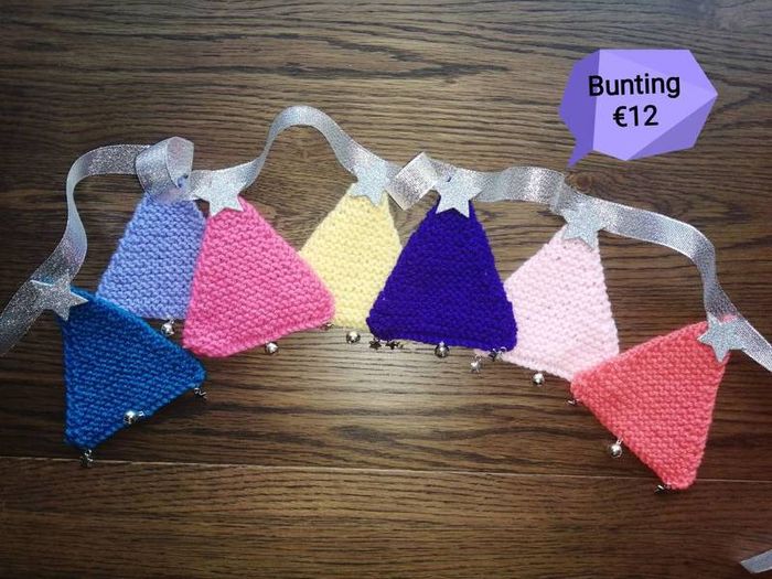 Hand knitted bunting for Baby's room/bedroom & Christmas