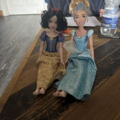disney princess snow white and cinderella