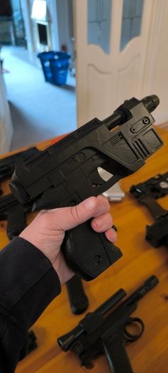 3D Printed Sci-Fi Replica Props Job Lot  Star Wars, Dredd, Orville, Cosplay & Display Pieces