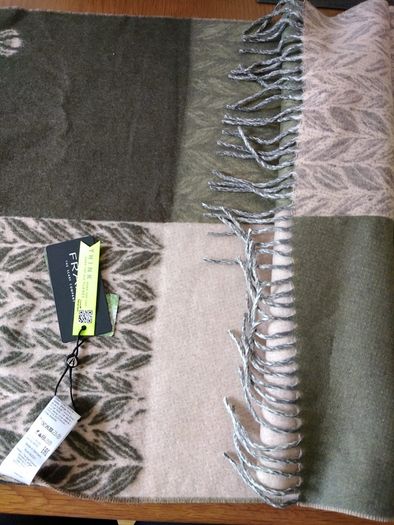 Fraas recycled scarf
