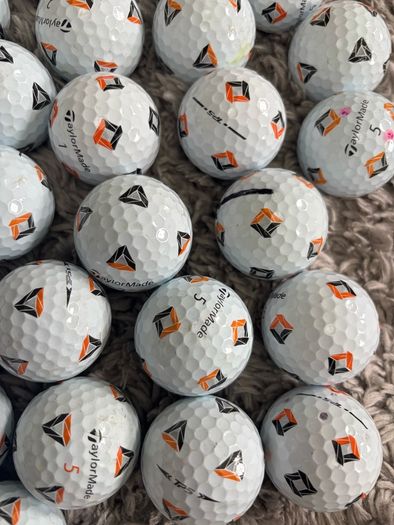 Golf Balls TaylorMade TP5 (PIX) X 40