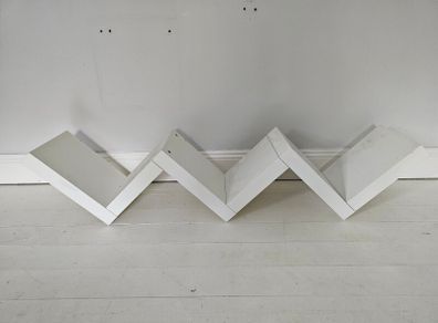 Zig Zag Shelf