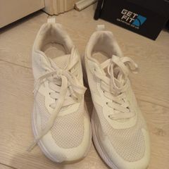sneakers 38, washed, new, used a few times only