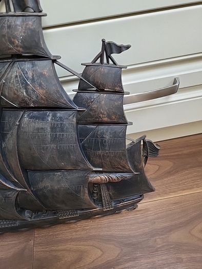 Skipper ship wall hanging