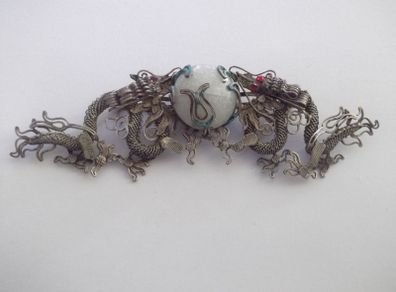 a vintage silver chinese filigree brooch