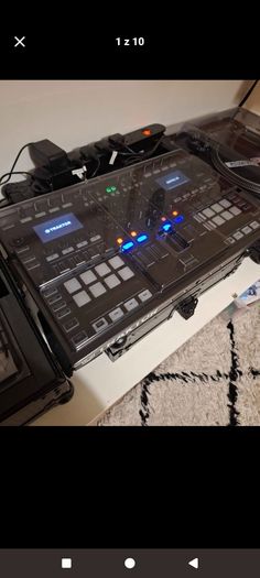 Native Instruments Traktor Kontrol S8
