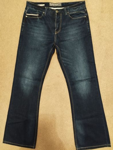 1 x Relaxed Bootcut Diesel Jeans 34/34