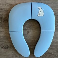 toddler toilet seat foldable and portable so can be used for travel