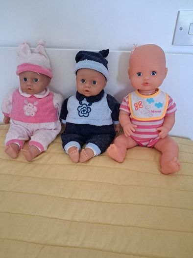 three baby dolls in good state