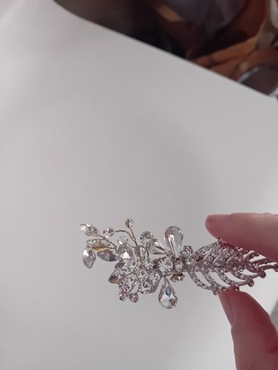 bridal clip