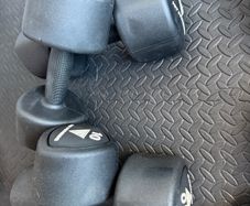 10kg and 9kg pairs of dumbbells weights