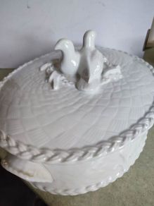 Royal Worcester Fine Porcelain Covered Casserole Dish, England