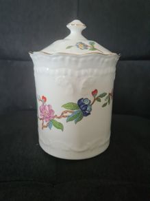 Biscuit Barrel/Jar with Lid