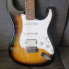 squier strat
