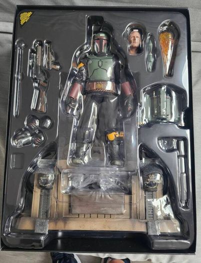 Hot Toys Boba Fett Repainted Armour and throne room set 1/6 scale figure