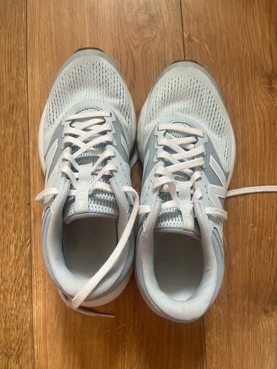 Shoes New Balance W520 size 38