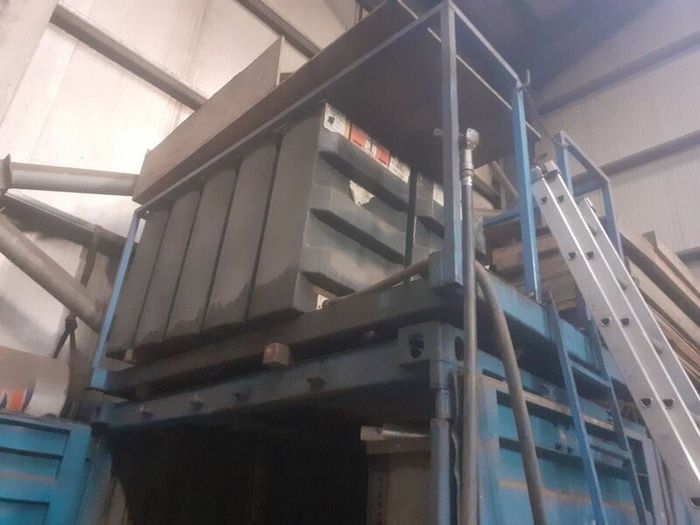 1000 litre diesel tanks & frame