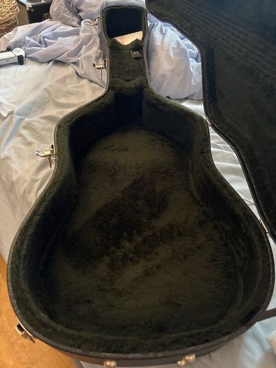 Martin D-18 2015 Open to offers!