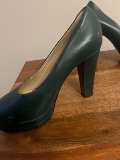 Hobbs Heels