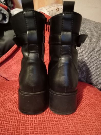 Now reduced price ! Fab Chunky Boots